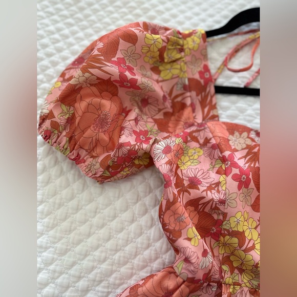 Lulus floral top,Size S - Picture 3 of 5